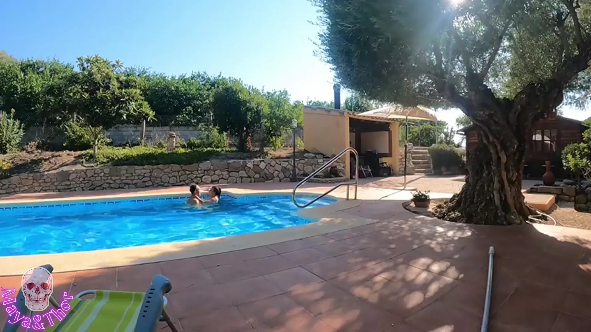 Esposa Amateur Culona Esta Muy Hot Para Fol R Duro En La Piscina