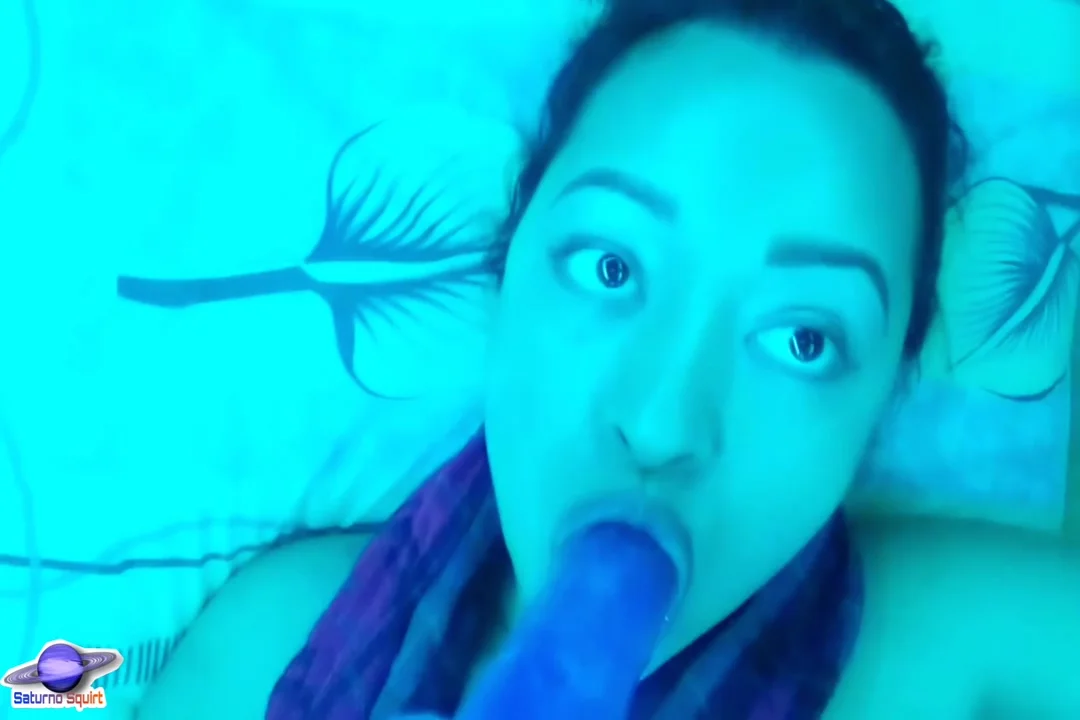 Saturno Squirt The Sexiest Latin Babe, In A Hotel With Her Friend, Erotic Lingerie And Masturbation