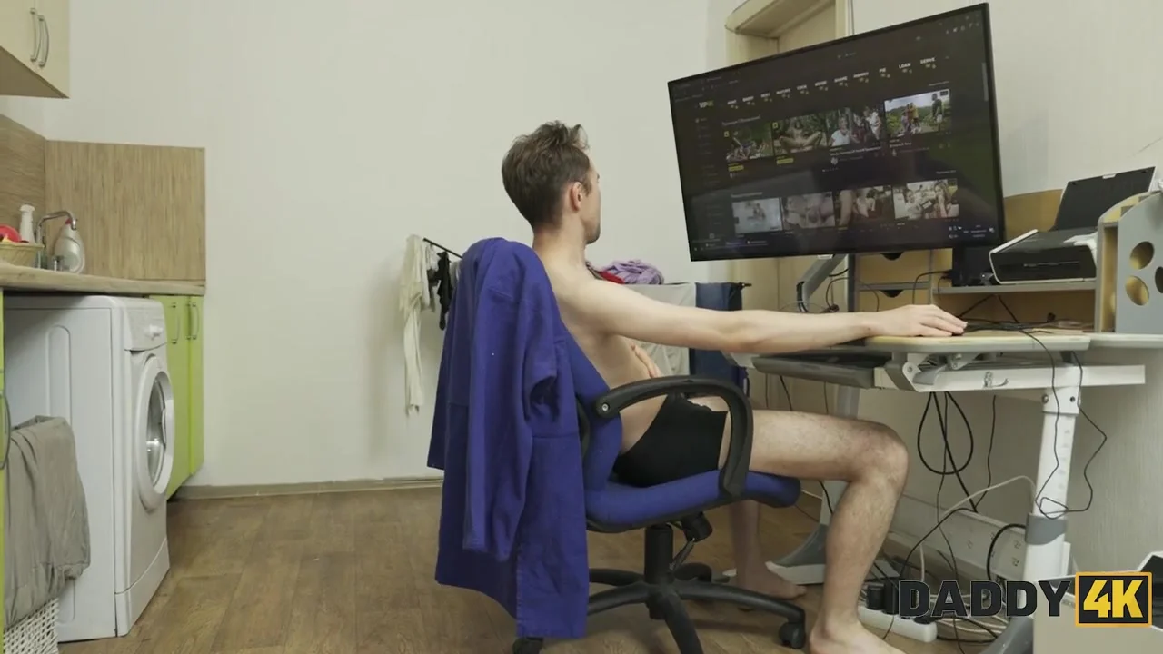 DADDY4K. 2 russian sluts fucked their friend’s Daddy and sucked his big cock at the same time