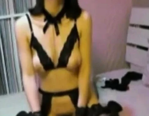 Amateur Hairy Asian MILF 2