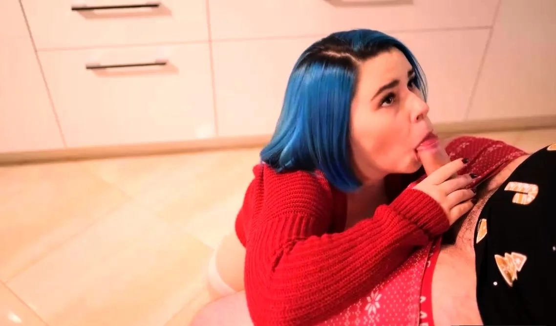 Blowjob after Hot Christmas Night