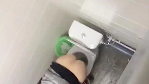 toilet spy girls overhead piss