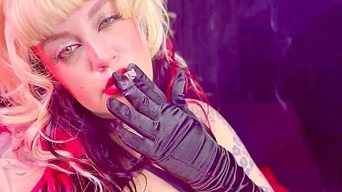 Smoking Hot Bbw Slut Smokes And Spreads Herself For You
