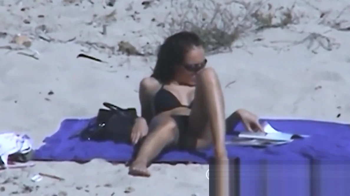 Heimliche Aufnahmen Milf am Mallrora Strand
