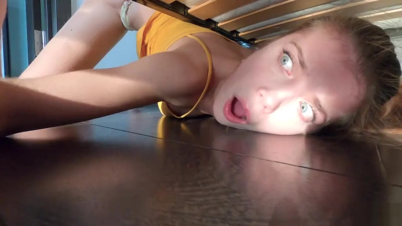 I GOT STUCK UNDER THE BED - This time my stepbrother really helped me - 4K