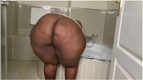 Zama The Butt South African Next Level Ssbbw In Bathtub 108