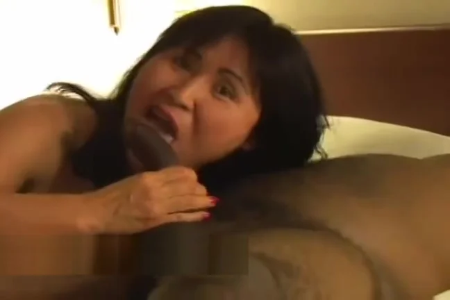 Freaky Hoe Left Nail Shop An Took On 2 Black Dicks