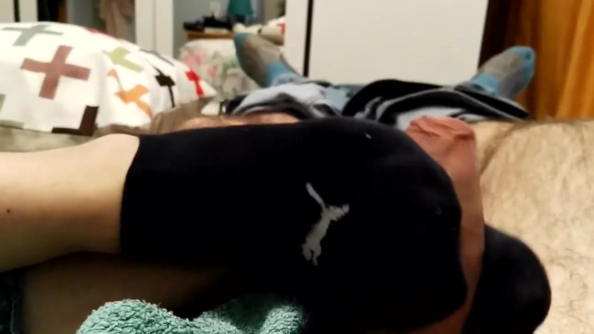 Footjob ny wife 55