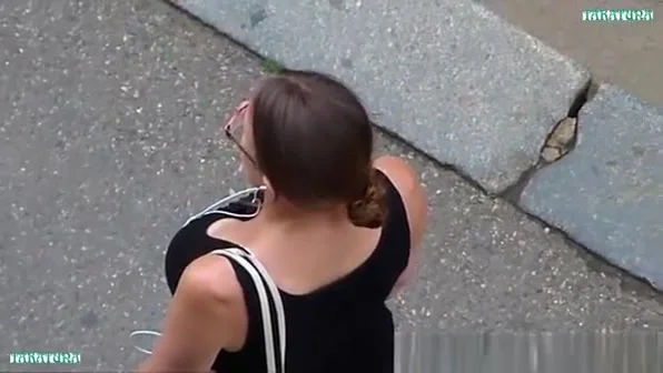 Big tits and big neck
