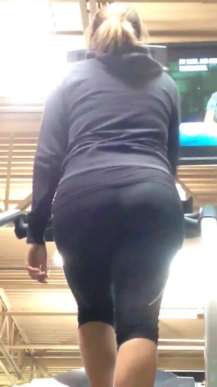 Latina asses 2 for 1