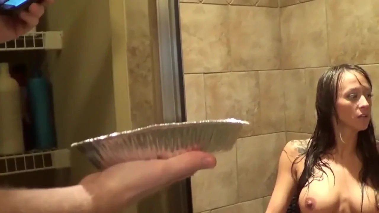 Bizarre Food And Shower Play