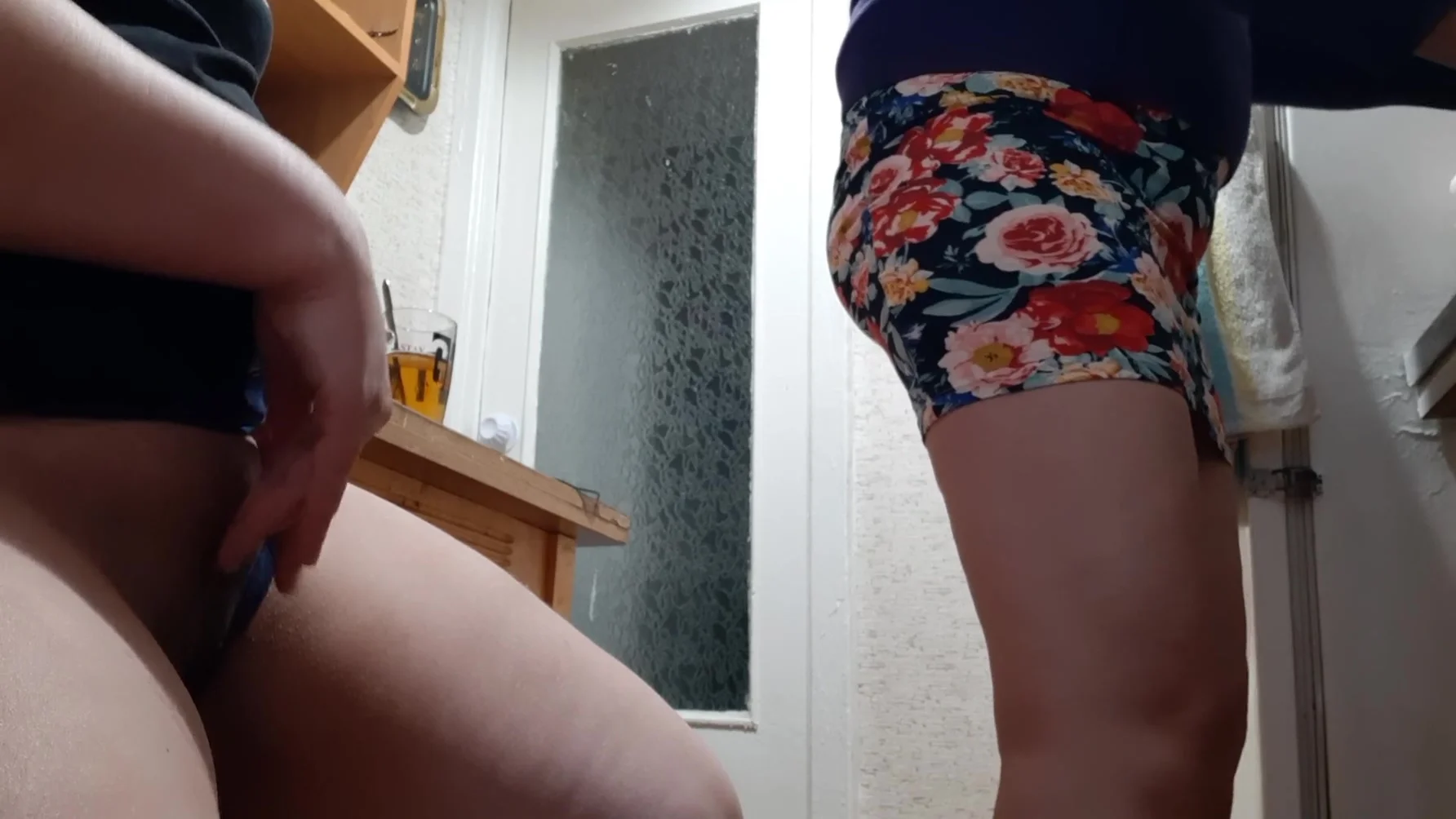 While My Stepmother Is Preparing Dinner I Riskily Masturbate And Cum Behind Her Back In The Kitchen