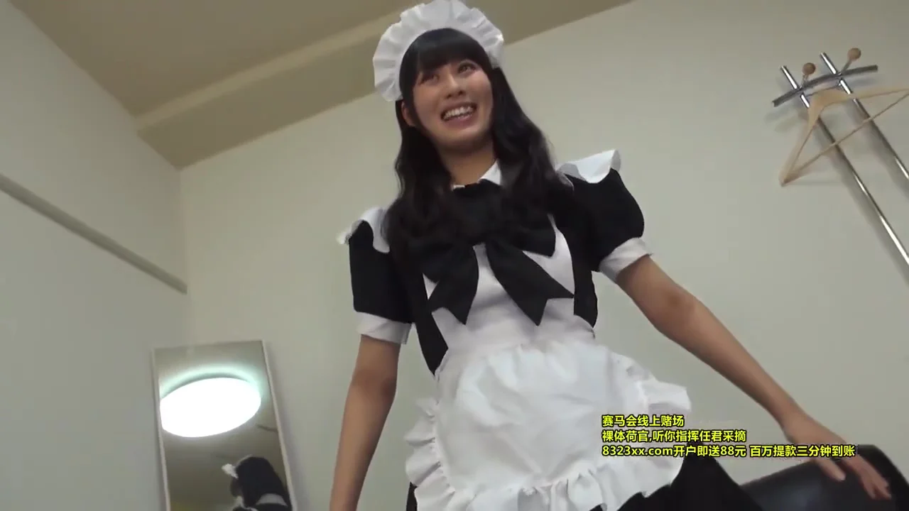Erika 19yo Slim student 18+ Maid-cosplaying