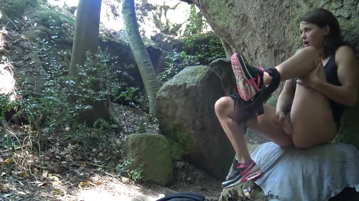 Young Shy teen 18+ But Slut Squirting In Nature.