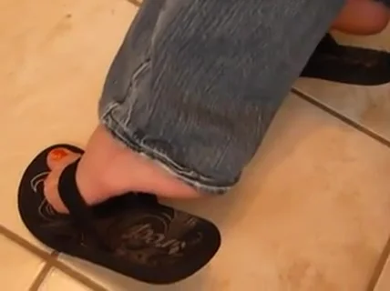 dream feet flip flop
