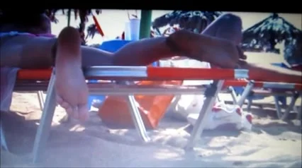 Sexy beach feet 3