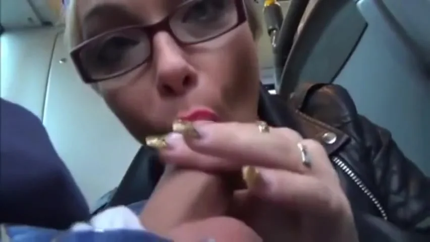 Blowjob in a pubblic bus for two slutty teen 18+
