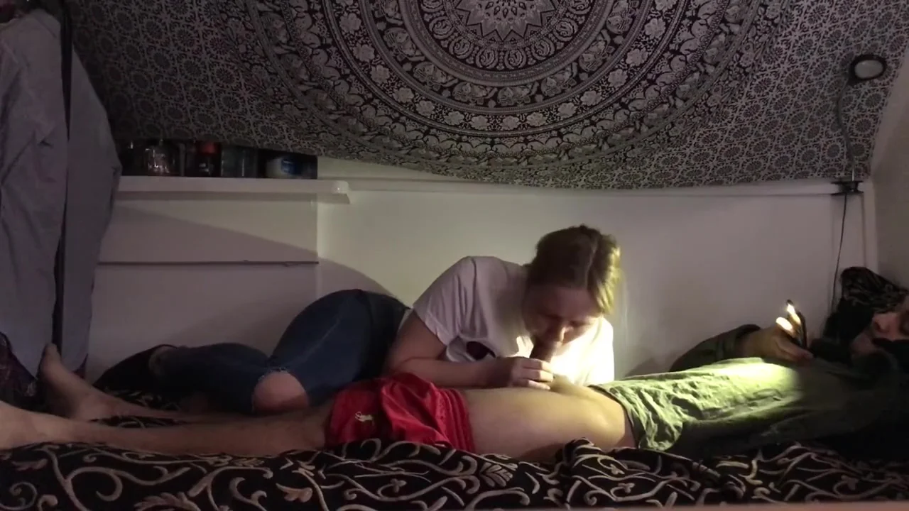 University girl caught by giving head