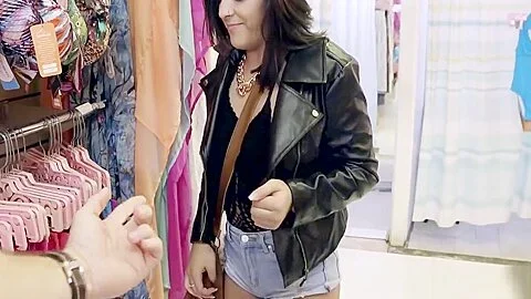 Mia Martinez In Smoking Hot Shoplifter Making Deal