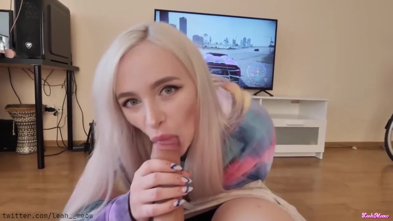 What Should I Do For U To Let Me Play? Stepsister Is Willing For Everything
