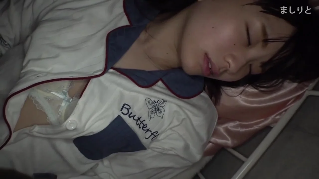 Amateur Asian teen 18+ Hard Sex Video