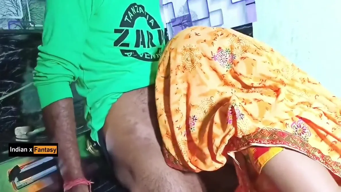 Hot Bhabhi Ki Kitchen Me Hot Romance And Chudai