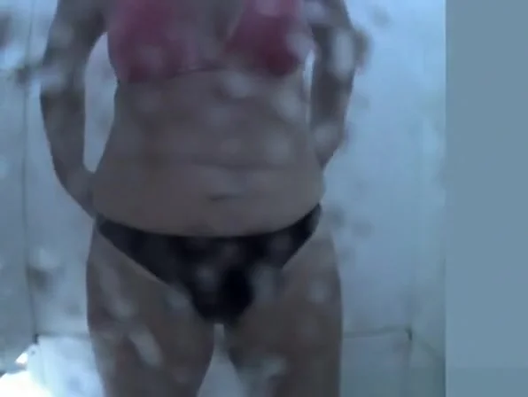 Chubby woman with hairy pussy spied
