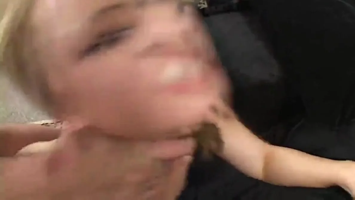 Blonde teen 18+ Fucks Stepdaddy And Gets Squirted In Mouth