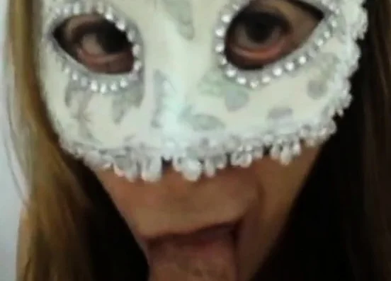There's always time for a good blowjob ..