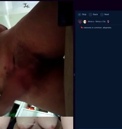 Omchater Flingster Mexican Girl Masturbates