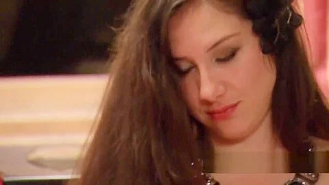 Swinger amateur guys have a great time when ladies massage their big cocks