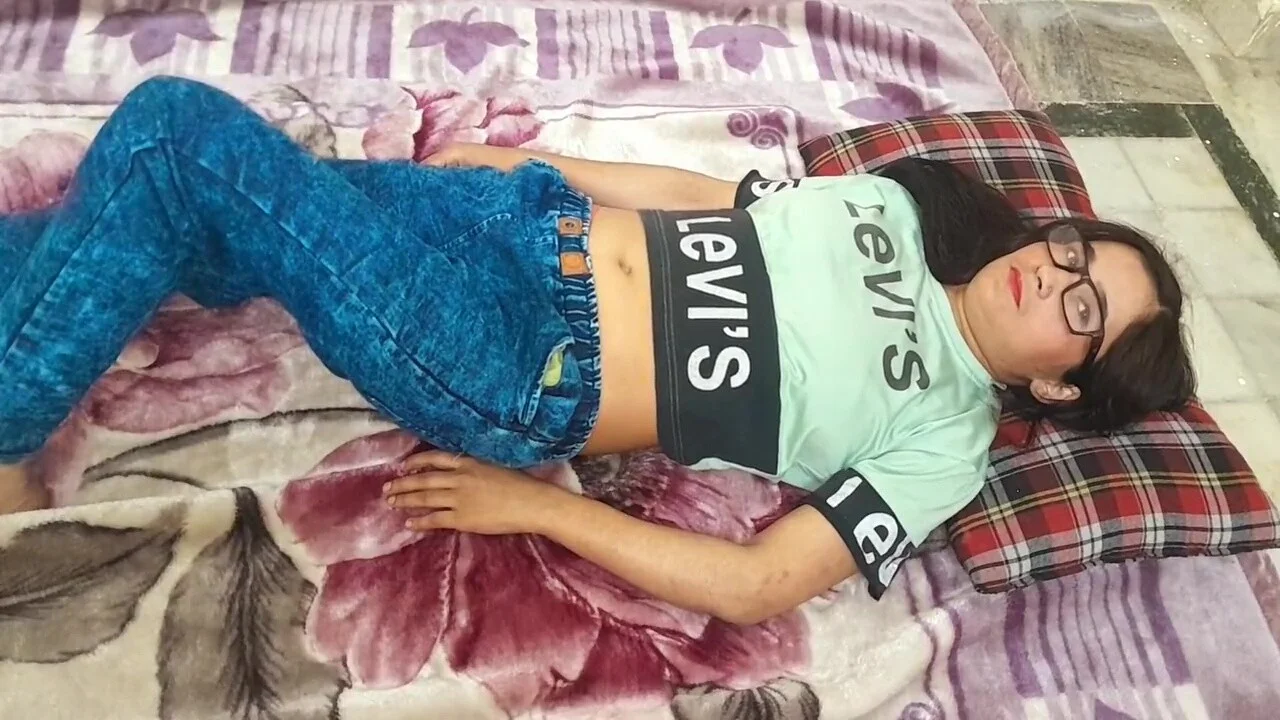 Leaked Sex Scandal Of Married Indian Couple Filmed By