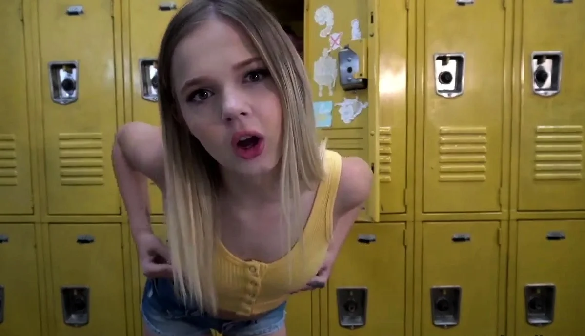 Blonde college teen girl stripshow amazing body