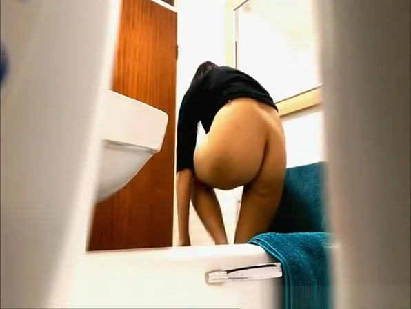 Big ass woman spied by two