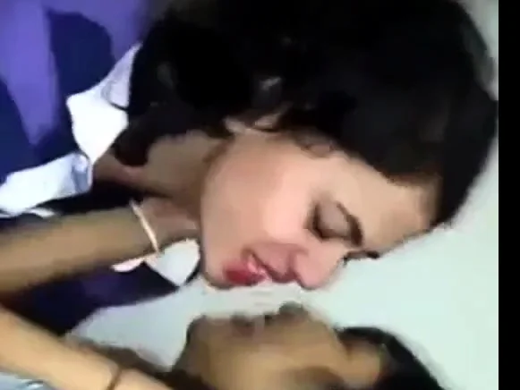 Desi Lesbian Girls Kissing Each other Desperately