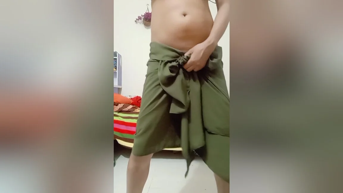 Huge Boobs - Desi Village Sexy Wife Gets Horny And Ass Fingering