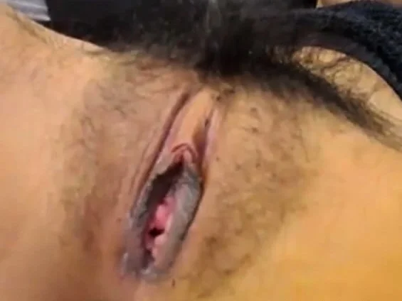 hairy latin cam-whore