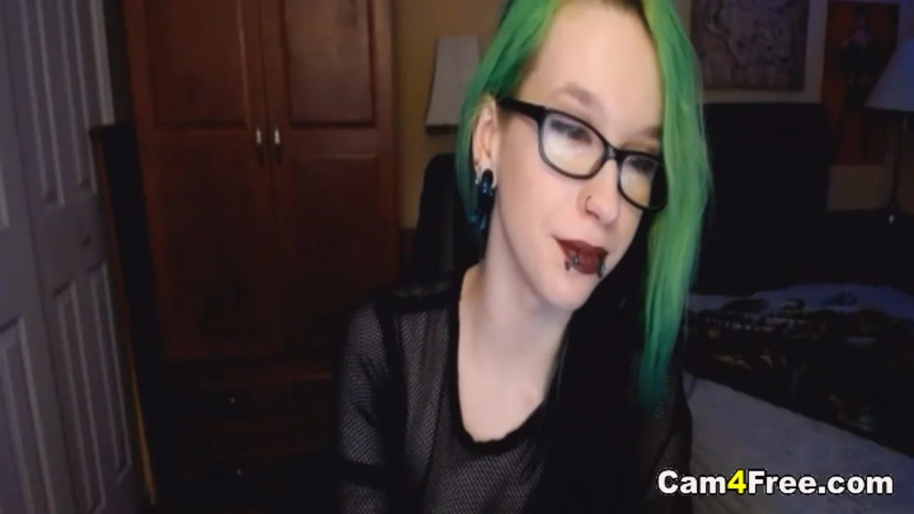 Hot College Nerdy Babe Teasing her Viewers