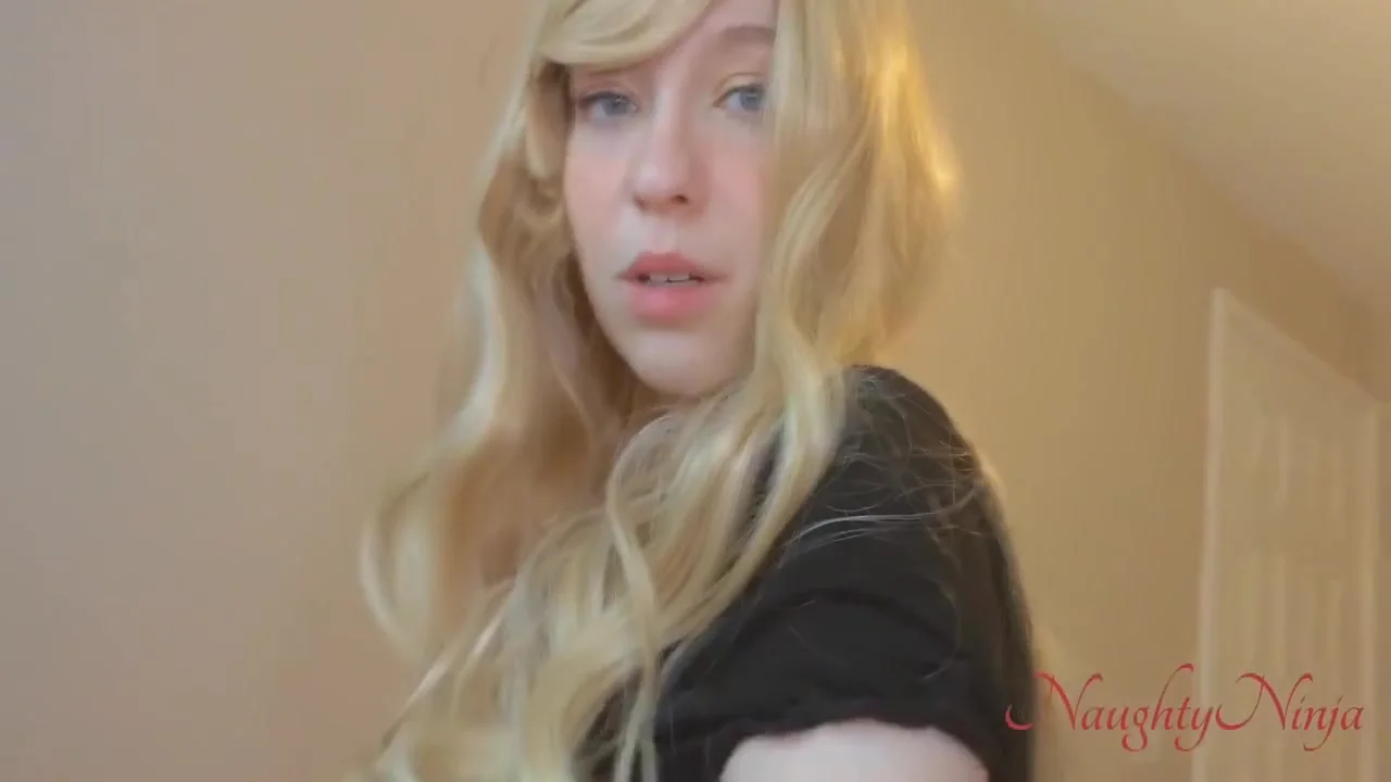 Stepmom Falls On My Dick While Im Masturbating To Her 7 Min