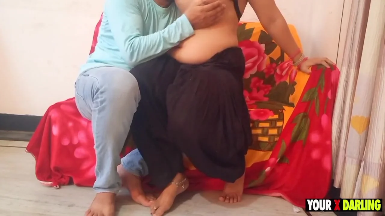 Main Ek Housewife Hu Mujhe Bada Lund Chahiye Koi De Sakta Hai ? Your X Darling