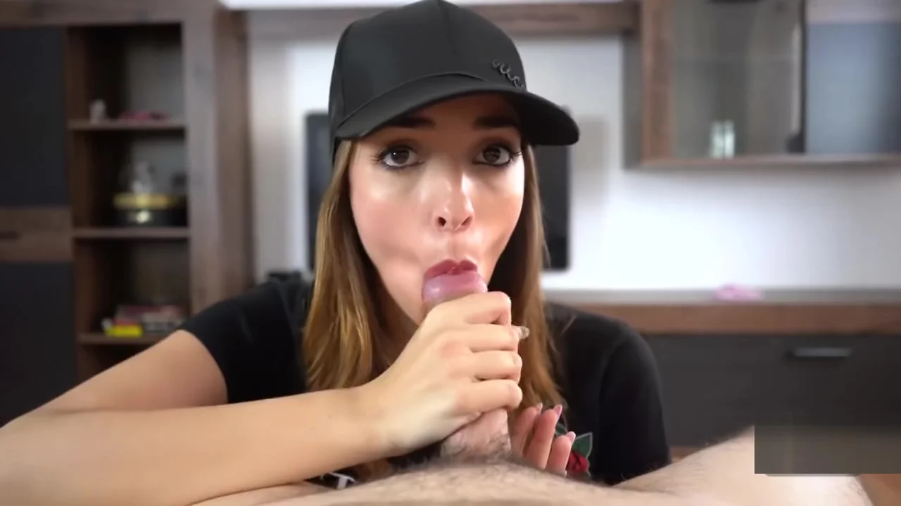 Perfect Blowjob Before Going Out - Sweet Bunny