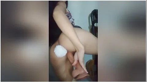 Juego Y Me Masturbo Con Mi Dildo