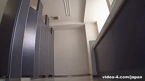 Akari Asayiri gets caught masturbating at work - JapanHDV