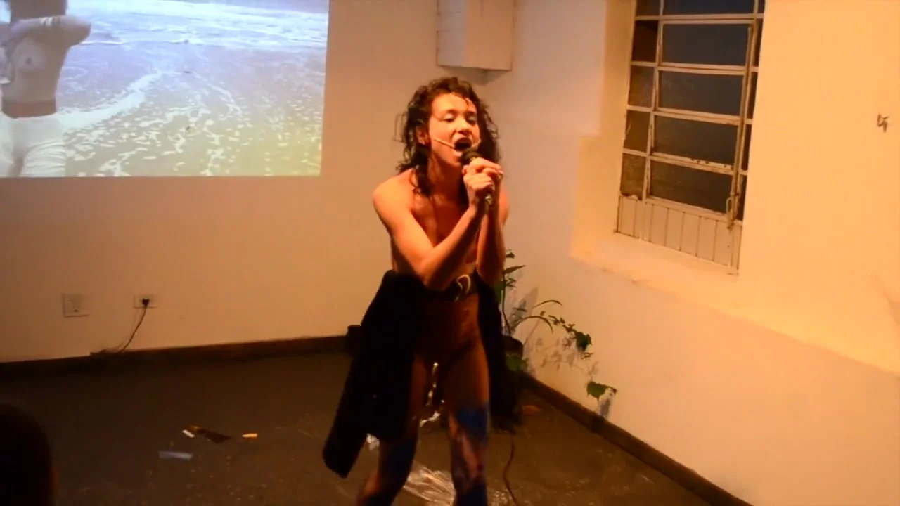 Naked on Stage 111 Larissa Marques ARTE
