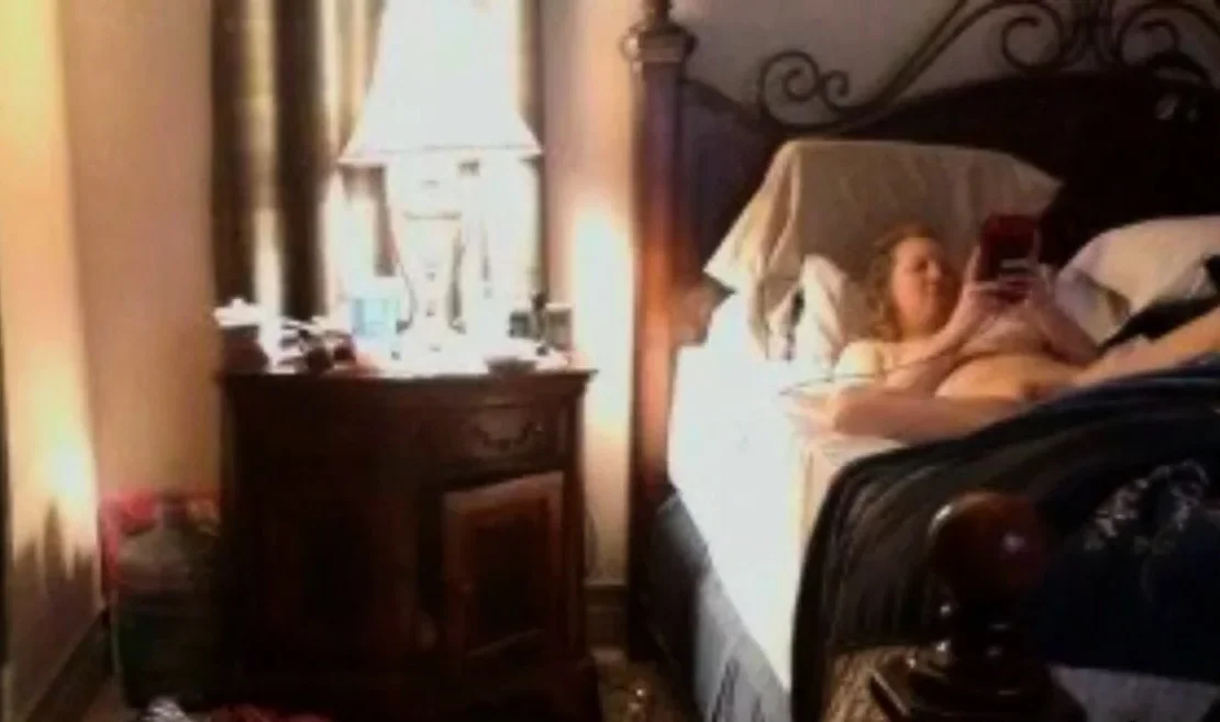 spying on stepmom toying her pussy at porn