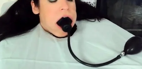 Sammi Starfish Siterip - Milf In A Box