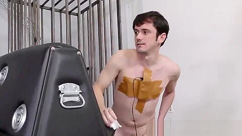 Cuckolding slut rides bbc