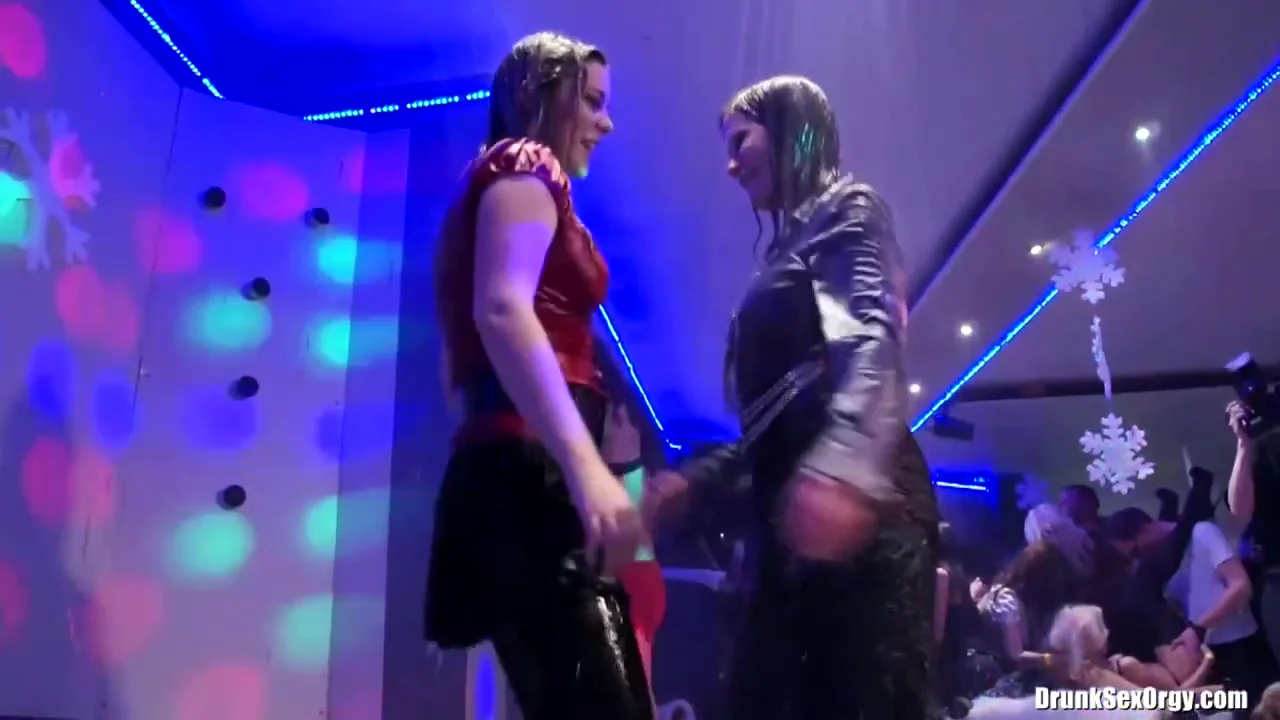 Winter Fuck Jam 2 - Shower Cam