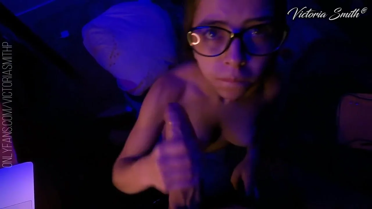 I Suck My Stepbrothers Huge Veiny Cock While Studying And Answering Via Video Conference