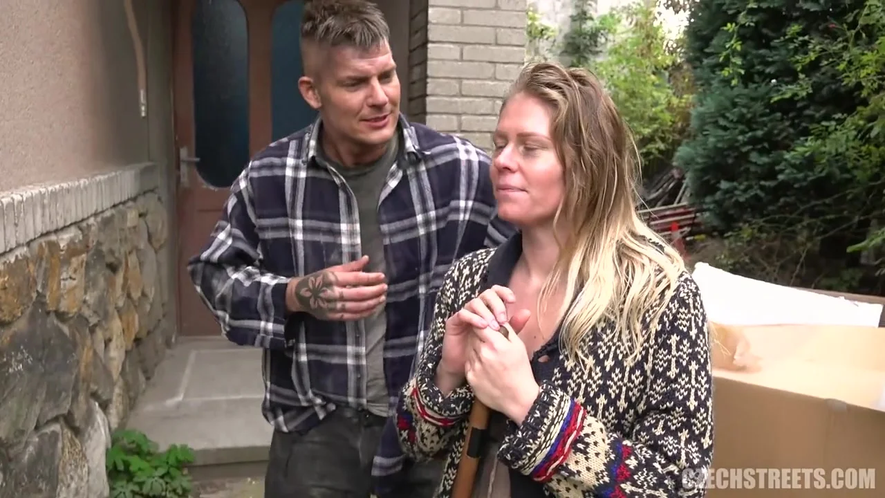 Czech Streets – Food Porn Orgy with 28wk's Pregnant!